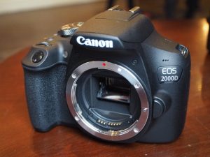 دوربین عکاسی کانن Canon EOS 2000D Body 2 دوربین عکاسی کانن Canon EOS 2000D Body