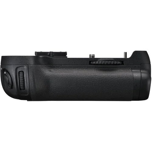 باتری گریپ نیکون MB-D12 for D800 HC باتری گریپ نیکون MB-D12 for D800 HC